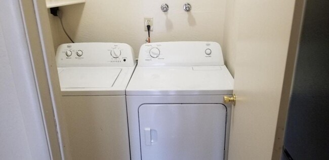 Photo - 1BD/1BA close to Moana/So. Virginia $1,350 avail immediately