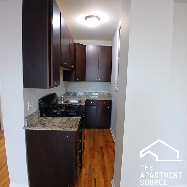 Photo - 7606 N Paulina St Unidad 304