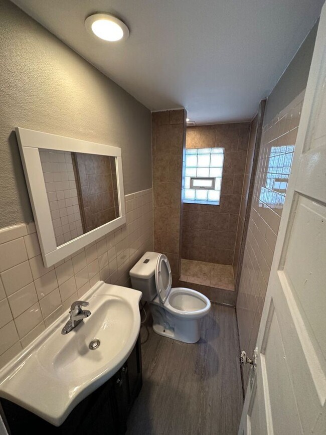 Photo - 743 S 24th St Unit A (Lower)