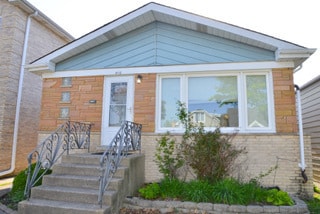 Building Photo - 4112 N Oketo Ave