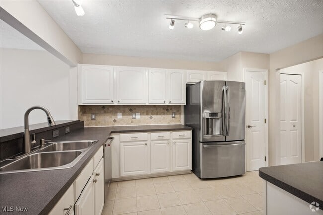 Building Photo - 29433 Hummingbird Cir Rental