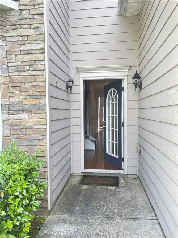 Photo - 385 Blackwood Ln