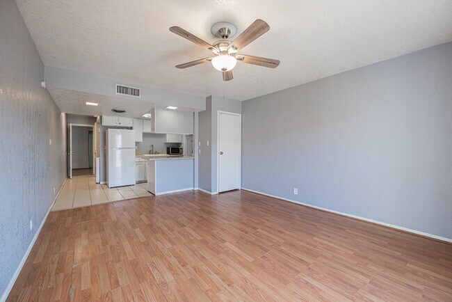 Photo - 6822 N 35th Ave