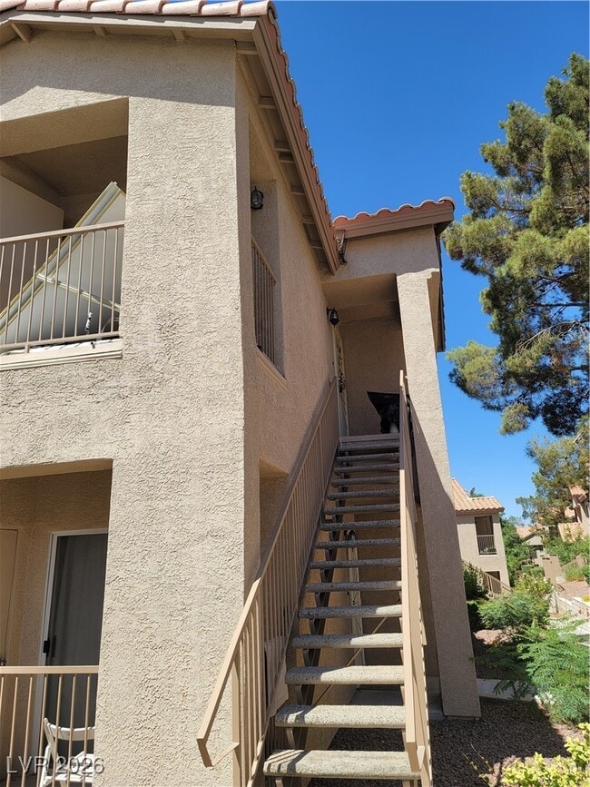 Photo - 2110 Los Feliz St Unidad 2037