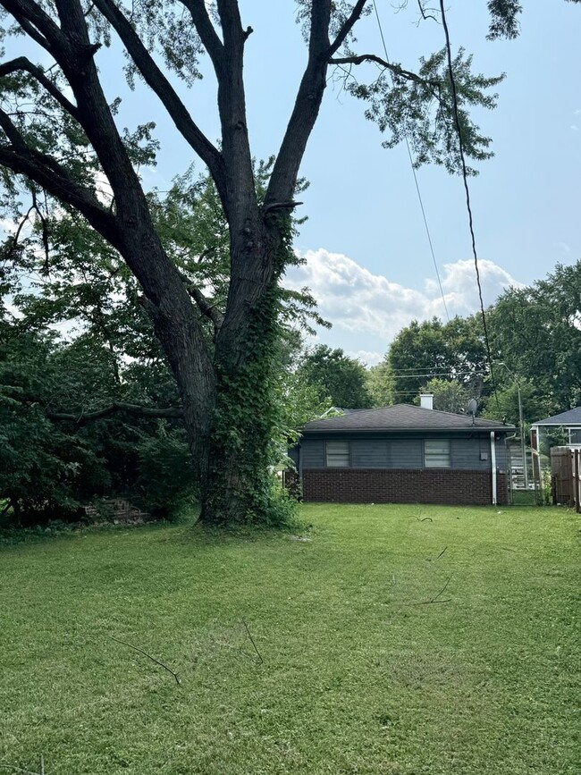 Photo - 3117 Hovey St