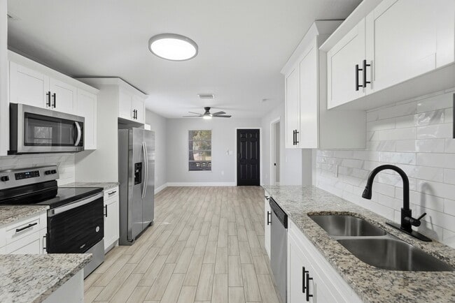 Photo - 2519 39th Ave N