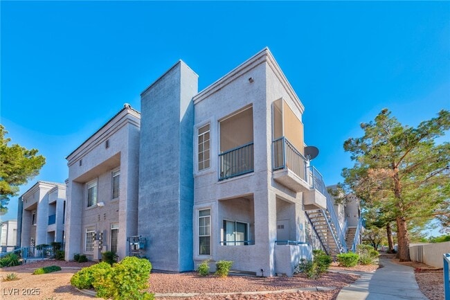 Building Photo - 2201 Ramsgate Dr Unit 411 Rental