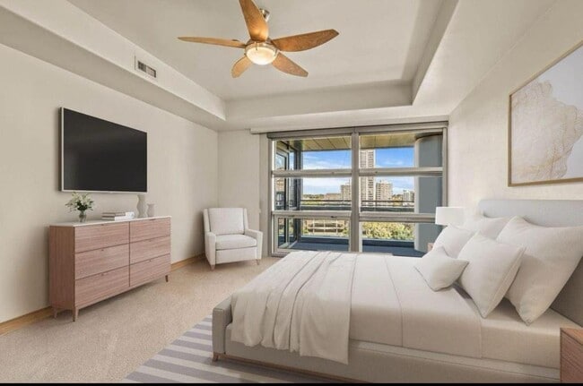 Spacious Master Bedroom - 545 E Wells St Unit Cathedral Square Condos