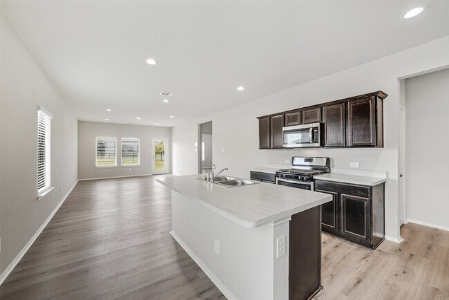 Photo - 16524 Cascading Pnes Ct