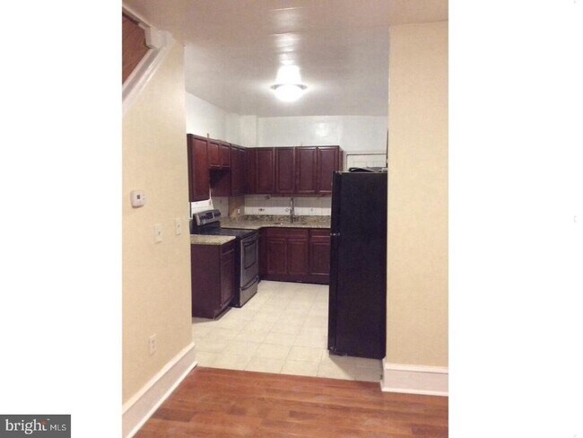 Photo - 719 N Shedwick St