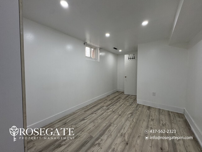 Photo - All-Inclusive 2-Bedroom Basement Apartment with 2 Parking Spaces – Niagara Falls Unit 2