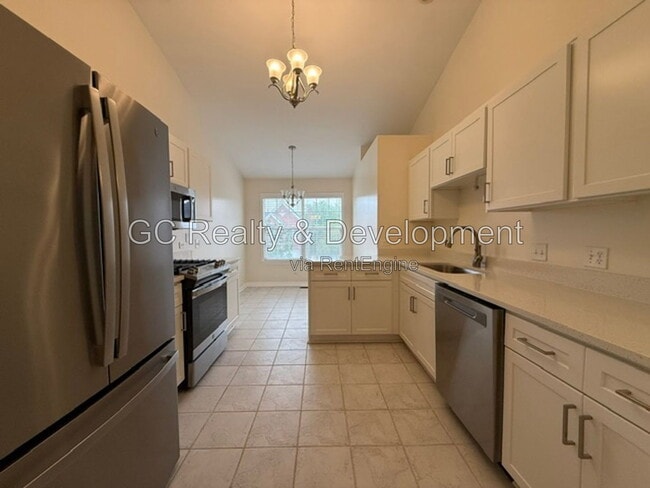 Photo - 110 Allerton Dr