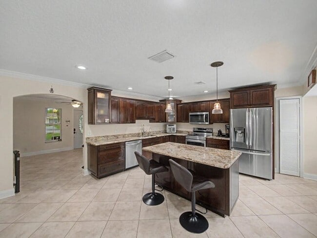 Photo - 4868 Canal Dr