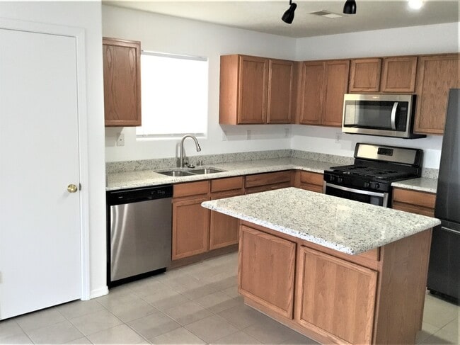 Photo - 1452 Penasco Rd NE