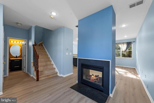 Photo - 72 River Birch Cir