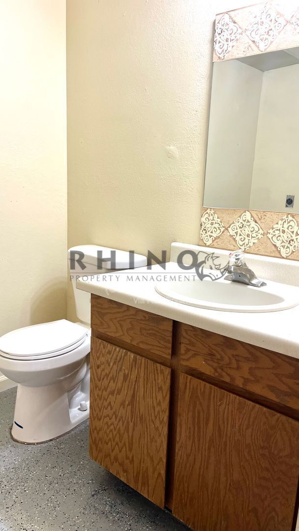 Photo - 449 N 1465 W