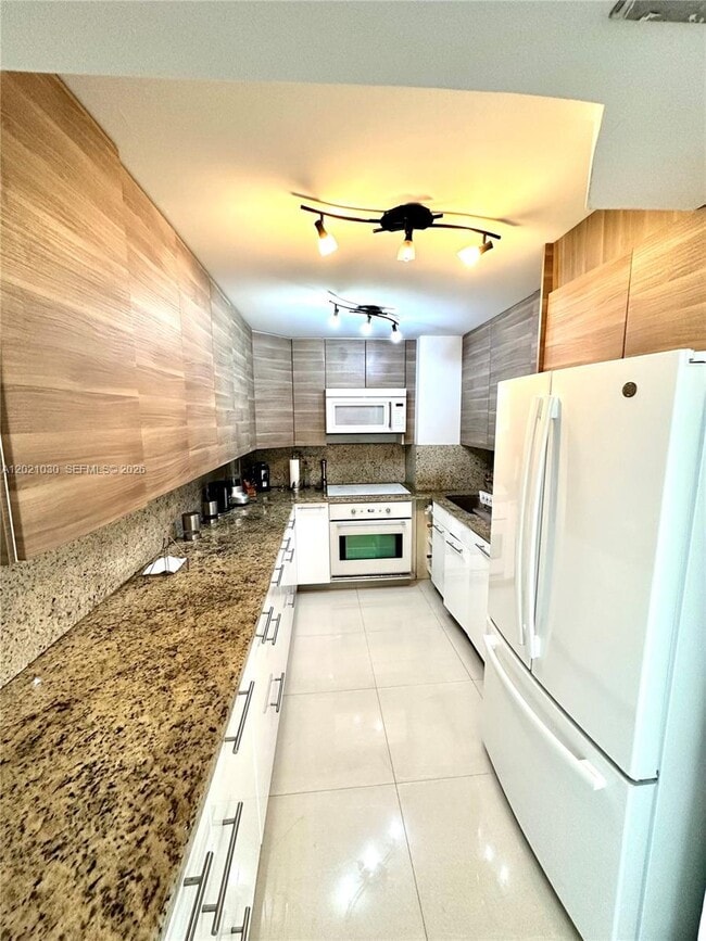 Photo - 100 Bayview Dr Unit 1729