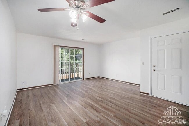 Photo - 205 Barr Rd House