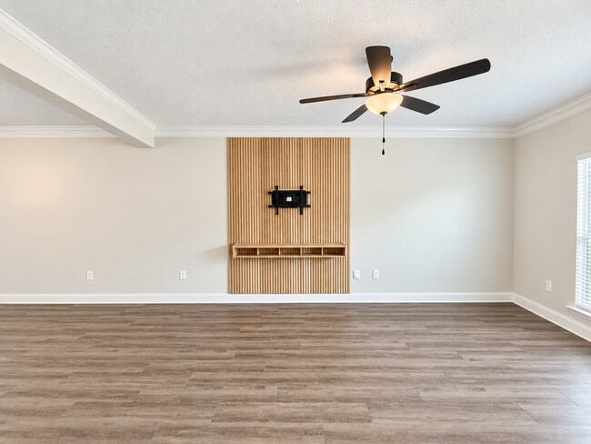 4041 Cottingham Wy