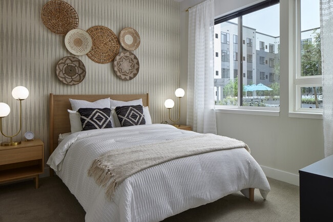 Bedrooms That Blend Comfort & Sophistication - Luxor Lifestyle Apartments Montgomeryville