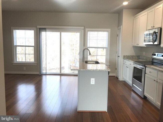 Photo - 48 Andrews Pl