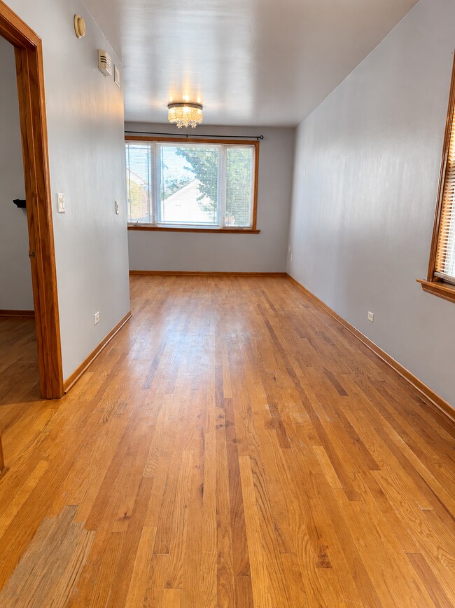 3308 S Hoyne Ave Unidad 1
