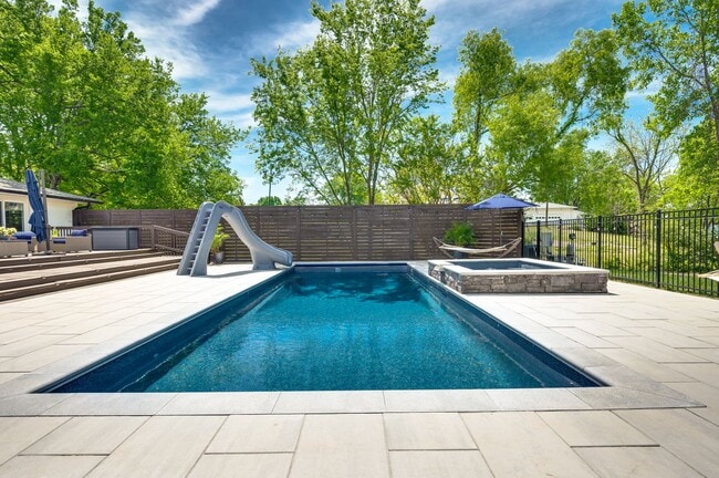 Building Photo - 131 Cumberland Shores Dr