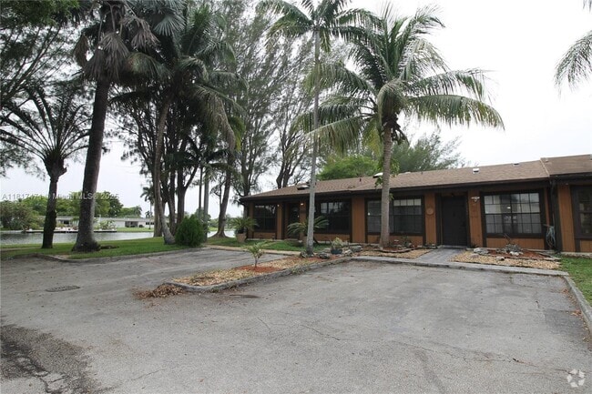 Building Photo - 10351 Juniper Ct Rental