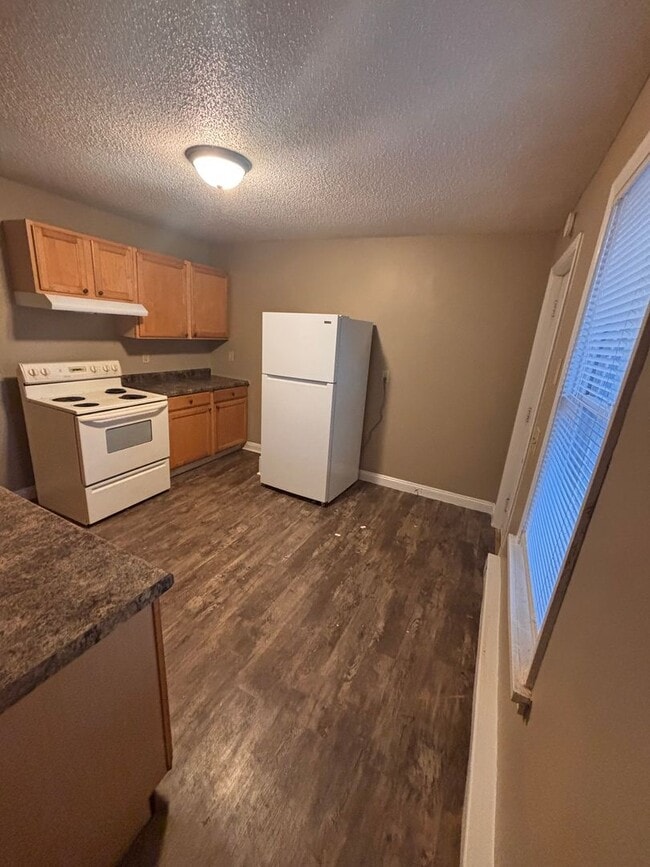 Photo - 880 Wilson Ave Unit 2