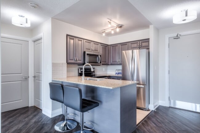 Photo - 18 Valley Woods Rd Unit 606