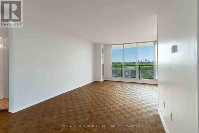 Photo - 150 Lakeshore Rd W Unit 1412