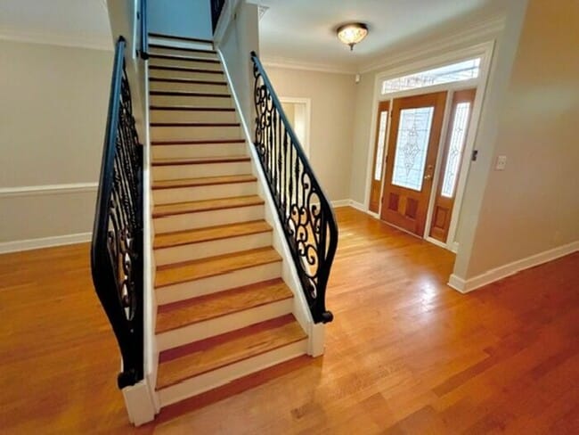 Photo - Beautiful 5BR 4.5 bath + bonus room family home in Collierville! Collierville schools
