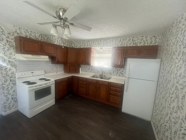 Photo - Updated Large 1 Bed/ 1 Bath in Gallipolis City
