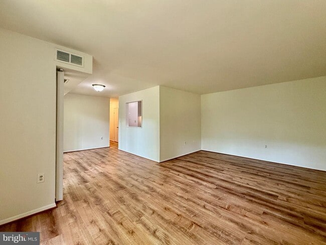 12204 Braxfield Ct Unit 235