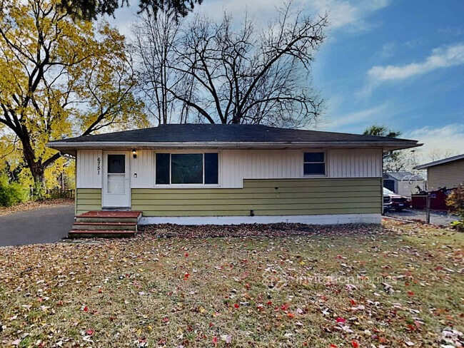 Building Photo - 6751 1st St N Rental