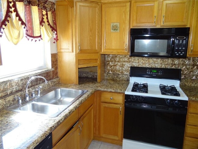 Photo - 5357 81st St N Unit 14