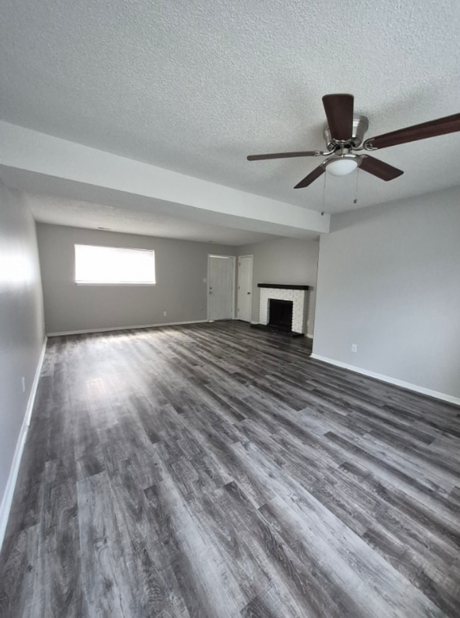 Hillsdale Apartments