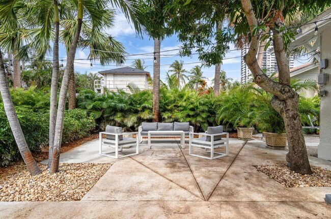 Photo - 5301 N Flagler Dr