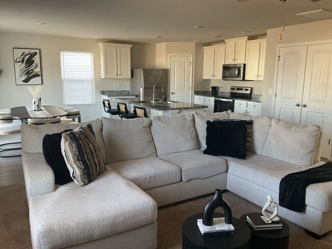 Photo - 511 Morning Mist Rd