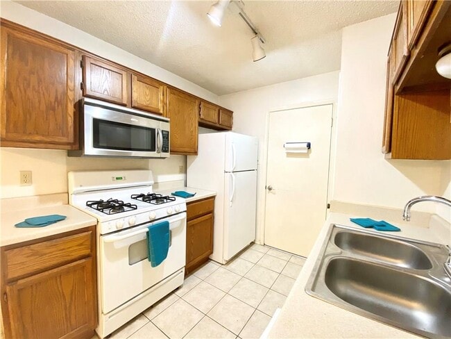Building Photo - 1109 Woodlief Trail Rental