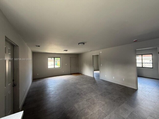 Photo - 2810 NW 9th Ct