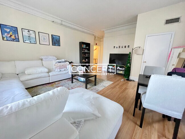 Photo - 62 Boylston St Unit 615