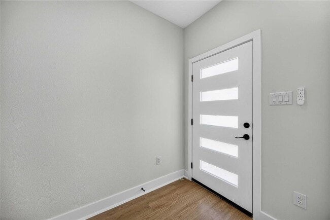 4357 Elmwood St Unit D