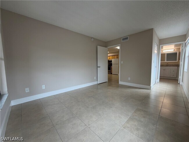 Photo - 5305 Summerlin Rd Unit 502