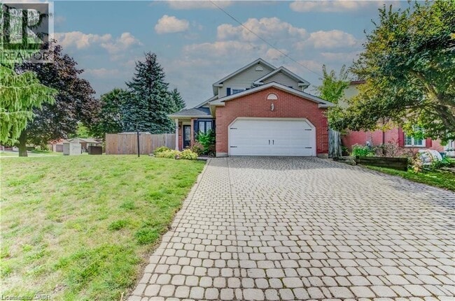 Photo - 3 Westview Crescent