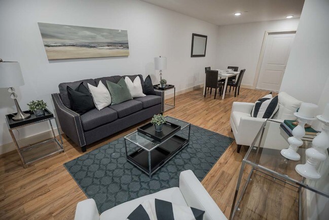 Photo - 40th & Chestnut