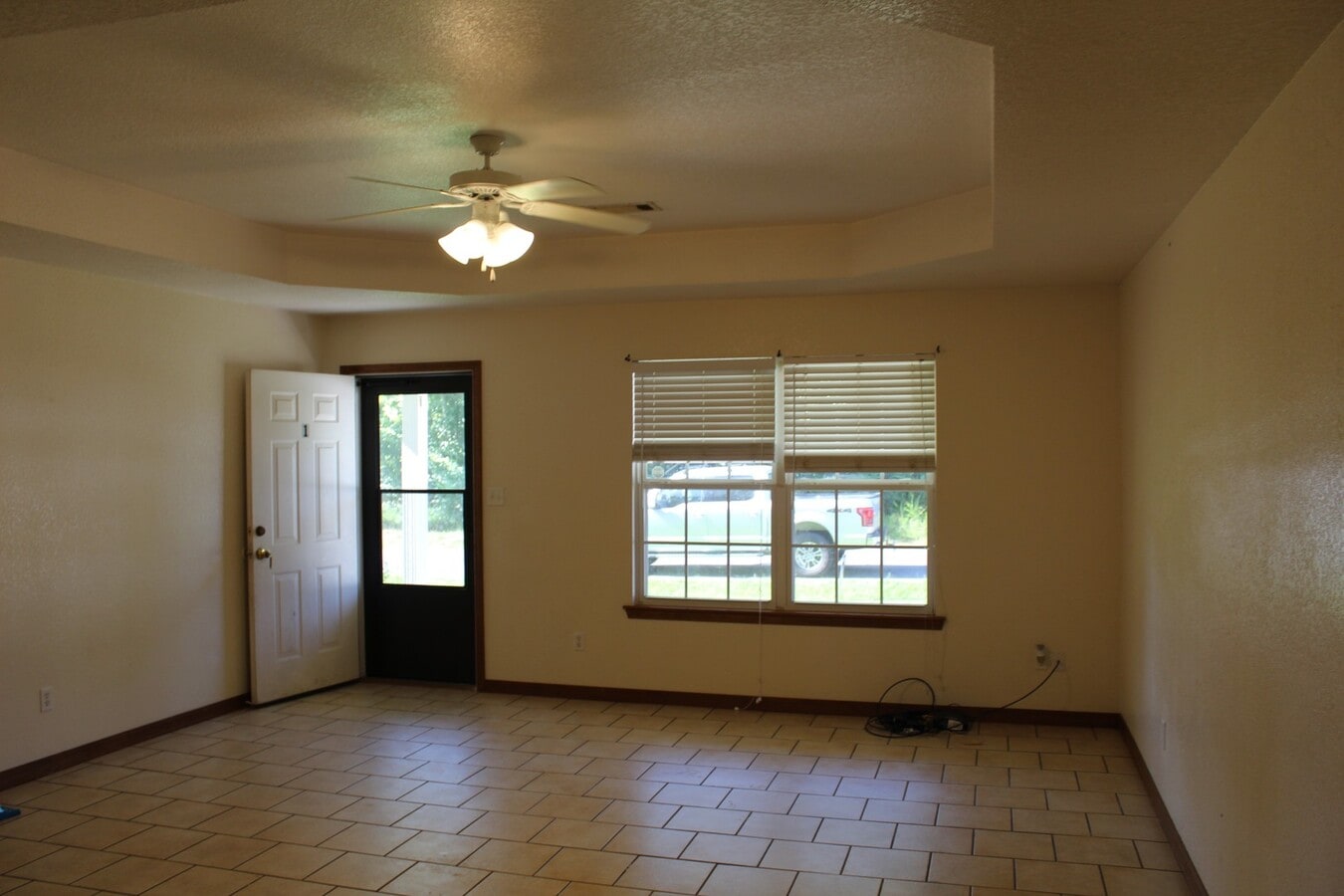 Photo - 240 E Holly St Unit 240 E Holly Street #2