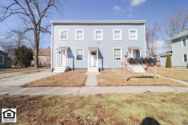 Building Photo - 354 W 9th St Unit Apt F