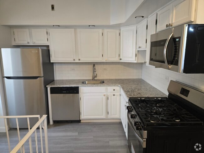 Building Photo - 2848 S 11th St Unit 1 Rental