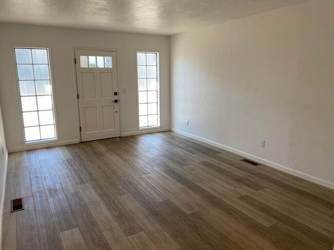 Photo - Bankers Hill Commercial Space